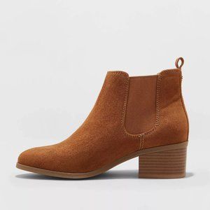 women's ellie chelsea boots